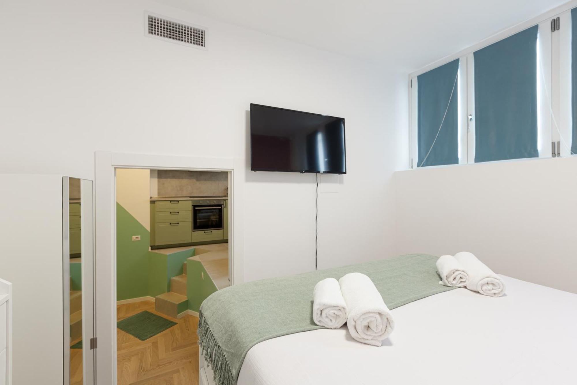 Insubria Park - Pastel Color Apartment! Mailand Exterior foto